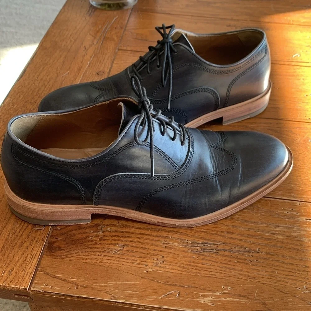 Johnston & Murphy classic wingtip